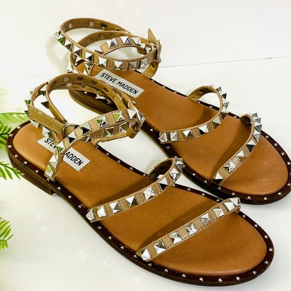 Steve Madden Silver Studded Brown Sandals - Picture 2 of 15